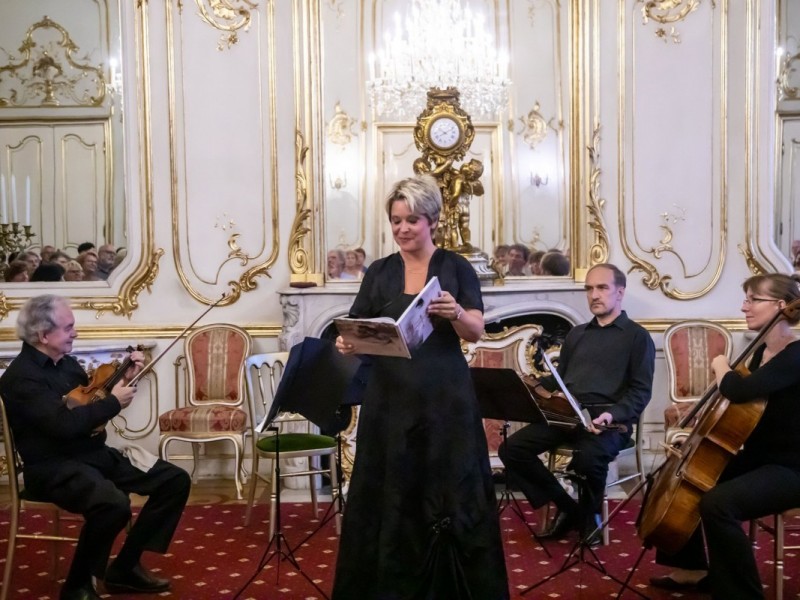 Dámák a kastélyban – szalonkoncert közreműködött a Grazioso Quartet és Podhorányi Zsolt művelődéstörténész
